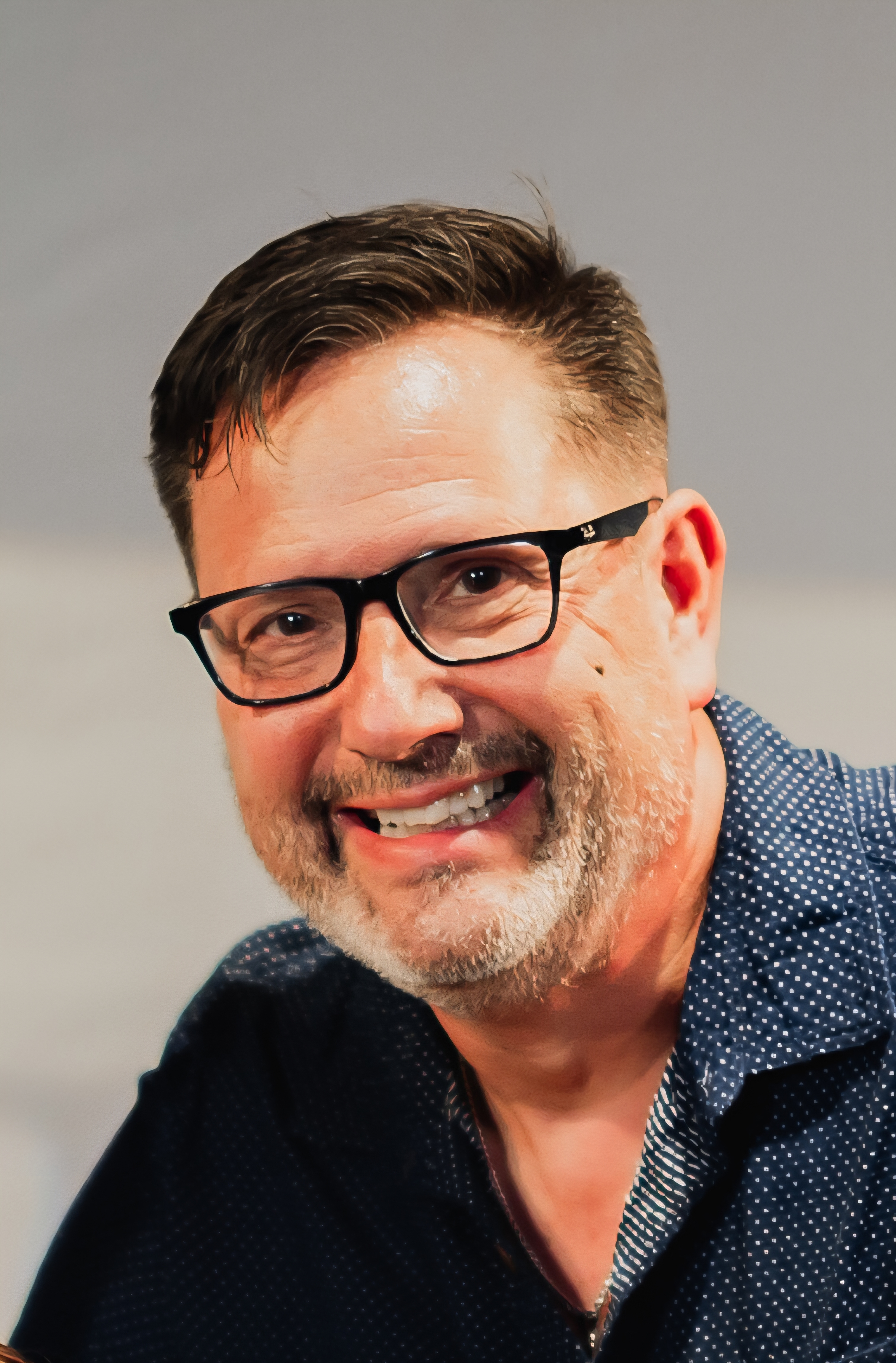 Steve Roell Portrait